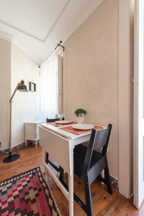 Cozy Apartment In Historic Center Lizbona Zewnętrze zdjęcie